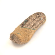 幅：9.6 (cm)×奥行：30 (cm)×高さ：7.8 (cm)／115 (g)，撮影・計測日：1999-04-14