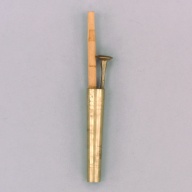 幅：4.0 (cm)×奥行：27 (cm)×高さ：3.0 (cm)／209 (g)，撮影・計測日：2003-02-03