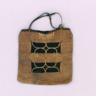 幅：21 (cm)×奥行：29 (cm)×高さ：1.1 (cm)／44 (g)，撮影・計測日：2004-02-12