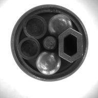幅：20 (cm)×奥行：19 (cm)×高さ：21 (cm)／2.6 (kg)，撮影・計測日：1995-06-05