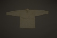 幅：148 (cm)×奥行：0.2 (cm)×高さ：71 (cm)／250 (g)，撮影・計測日：1988-06-20