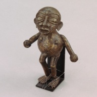 幅：16 (cm)×奥行：9.0 (cm)×高さ：23 (cm)／1.36 (kg)，撮影・計測日：2003-03-04