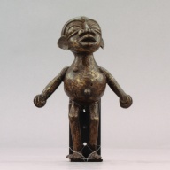 幅：16 (cm)×奥行：9.0 (cm)×高さ：23 (cm)／1.36 (kg)，撮影・計測日：2003-03-04