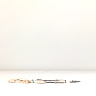 幅：6.0 (cm)×奥行：29 (cm)×高さ：1.3 (cm)／45 (g)，撮影・計測日：1995-06-06