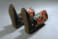 幅：9.0 (cm)×奥行：25 (cm)×高さ：32 (cm)／360 (g)，撮影・計測日：1996-02-23