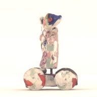 幅：4.3 (cm)×奥行：4.8 (cm)×高さ：7.2 (cm)／5 (g)，撮影・計測日：2002-08-22