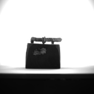 幅：11 (cm)×奥行：21 (cm)×高さ：9.0 (cm)／344 (g)，撮影・計測日：1993-10-20