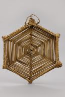 横：23 (cm)×厚み：4.3 (cm)×縦：27 (cm)／58 (g)，撮影・計測日：2013-8-9