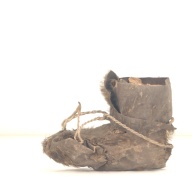 幅：11 (cm)×奥行：25 (cm)×高さ：19 (cm)／204 (g)，撮影・計測日：2000-05-02