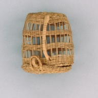 幅：14 (cm)×奥行：17 (cm)×高さ：20 (cm)／43 (g)，撮影・計測日：2004-12-07