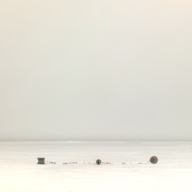 幅：29 (cm)×奥行：4.3 (cm)×高さ：1.8 (cm)／8 (g)，撮影・計測日：1996-01-18