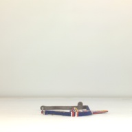 幅：35 (cm)×奥行：24 (cm)×高さ：2.4 (cm)／121 (g)，撮影・計測日：1995-09-29