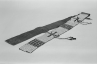幅：166 (cm)×奥行：1.1 (cm)×高さ：9.5 (cm)／535 (g)，撮影・計測日：1986-11-17