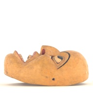 幅：12 (cm)×奥行：17 (cm)×高さ：7.8 (cm)／17 (g)，撮影・計測日：2002-11-22