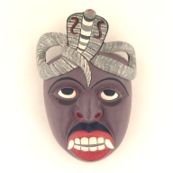 幅：12 (cm)×奥行：19 (cm)×高さ：7.3 (cm)／17 (g)，撮影・計測日：2002-11-22