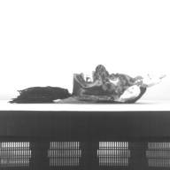 幅：45 (cm)×奥行：88 (cm)×高さ：23 (cm)／3.36 (kg)，撮影・計測日：1984-07-03