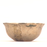 幅：6.3 (cm)×奥行：6.3 (cm)×高さ：2.8 (cm)／33 (g)，撮影・計測日：2001-01-17