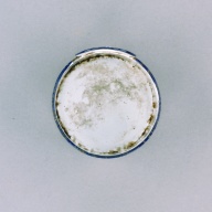 幅：14 (cm)×奥行：14 (cm)×高さ：22 (cm)／324 (g)，撮影・計測日：2003-10-22