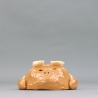 幅：28 (cm)×奥行：35 (cm)×高さ：13 (cm)／358 (g)，撮影・計測日：2004-03-05