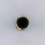 幅：8.6 (cm)×奥行：9.1 (cm)×高さ：24 (cm)／324 (g)，撮影・計測日：2003-10-22