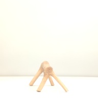 幅：56 (cm)×奥行：27 (cm)×高さ：18 (cm)／775 (g)，撮影・計測日：2001-07-05