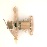 幅：42 (cm)×奥行：56 (cm)×高さ：43 (cm)／496 (g)，撮影・計測日：2001-07-30