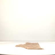 幅：92 (cm)×奥行：47 (cm)×高さ：2.6 (cm)／224 (g)，撮影・計測日：1996-04-23