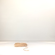 幅：24 (cm)×奥行：29 (cm)×高さ：0.8 (cm)／33 (g)，撮影・計測日：1996-05-07