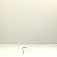 幅：9.4 (cm)×奥行：81 (cm)×高さ：1.7 (cm)／10 (g)，撮影・計測日：2001-09-05