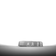 幅：2.2 (cm)×奥行：2.2 (cm)×高さ：0.6 (cm)／4 (g)，撮影・計測日：1995-01-31
