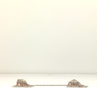 幅：32 (cm)×奥行：28 (cm)×高さ：3.4 (cm)／369 (g)，撮影・計測日：2001-10-12