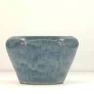 幅：40 (cm)×奥行：37 (cm)×高さ：25 (cm)／4.73 (kg)，撮影・計測日：2001-10-10