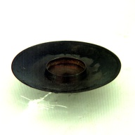幅：13 (cm)×奥行：13 (cm)×高さ：1.7 (cm)／84 (g)，撮影・計測日：1991-06-04