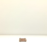幅：7.9 (cm)×奥行：43 (cm)×高さ：1.4 (cm)／69 (g)，撮影・計測日：2001-11-21