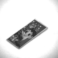 幅：2.9 (cm)×奥行：6.3 (cm)×高さ：0.1 (cm)／9 (g)，撮影・計測日：1996-09-10