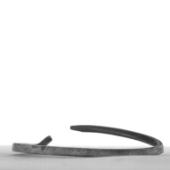 幅：0.5 (cm)×奥行：9.7 (cm)×高さ：0.6 (cm)／16 (g)，撮影・計測日：1996-12-13