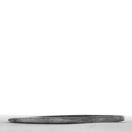 幅：0.8 (cm)×奥行：9.6 (cm)×高さ：0.6 (cm)／20 (g)，撮影・計測日：1996-12-13