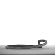 幅：0.6 (cm)×奥行：10 (cm)×高さ：0.5 (cm)／15 (g)，撮影・計測日：1996-12-13