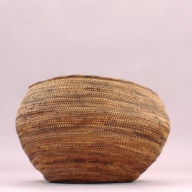 W:49 (cm)×D:46 (cm)×H:33 (cm)／1.15 (kg)，Measurement date:2002-06-27