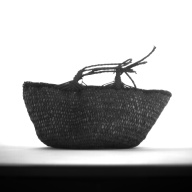 幅：13 (cm)×奥行：20 (cm)×高さ：13 (cm)／37 (g)，撮影・計測日：1993-11-11