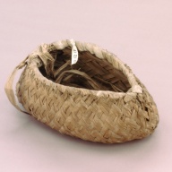 W:33 (cm)×D:20 (cm)×H:17 (cm)／324 (g)，Measurement date:2002-06-27