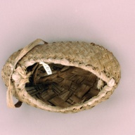 W:33 (cm)×D:20 (cm)×H:17 (cm)／324 (g)，Measurement date:2002-06-27