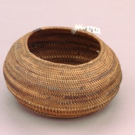 W:23 (cm)×D:22 (cm)×H:12 (cm)／196 (g)，Measurement date:2002-06-27