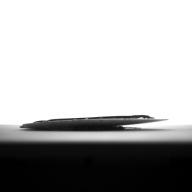 幅：13 (cm)×奥行：14 (cm)×高さ：0.7 (cm)／165 (g)，撮影・計測日：1993-11-12