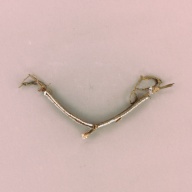 幅：24 (cm)×奥行：7.2 (cm)×高さ：3.1 (cm)／40 (g)，撮影・計測日：2002-08-02