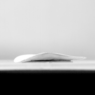 幅：16 (cm)×奥行：16 (cm)×高さ：2.4 (cm)／208 (g)，撮影・計測日：1994-01-07