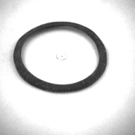 幅：0.6 (cm)×奥行：6.5 (cm)×高さ：0.3 (cm)／3 (g)，撮影・計測日：1996-12-17