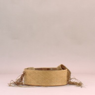 幅：29 (cm)×奥行：28 (cm)×高さ：11 (cm)／201 (g)，撮影・計測日：2002-08-06