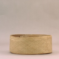 幅：36 (cm)×奥行：34 (cm)×高さ：14 (cm)／189 (g)，撮影・計測日：2002-08-06