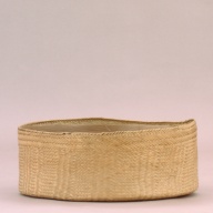 幅：29 (cm)×奥行：29 (cm)×高さ：12 (cm)／138 (g)，撮影・計測日：2002-08-07